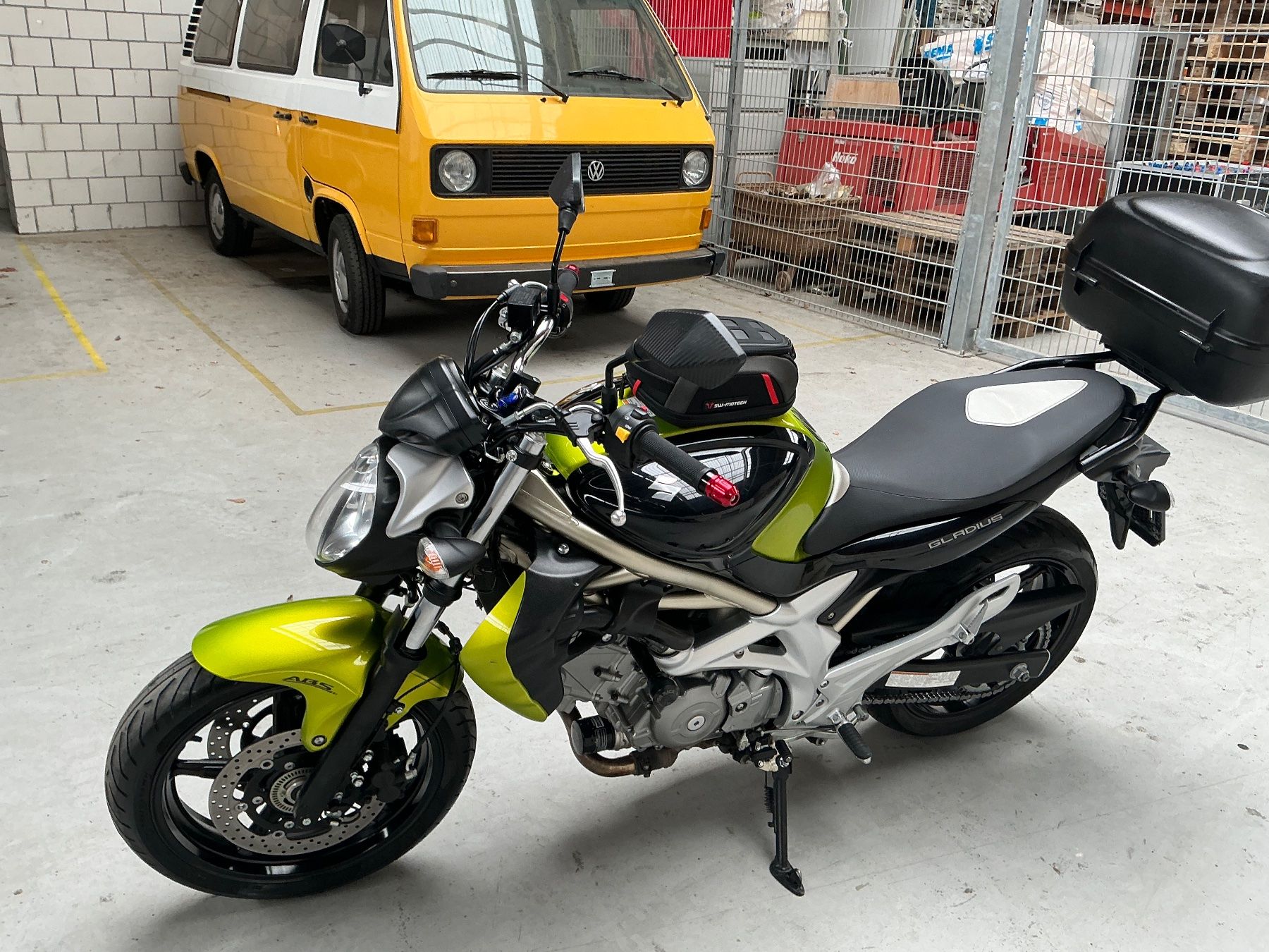 Suzuki Strada: Suzuki SFV650A Gladius – Usato da strengelbach venduto da Zoks 5