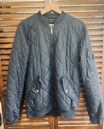 Bench. Frühjahr/Herbst Blouson Größe M