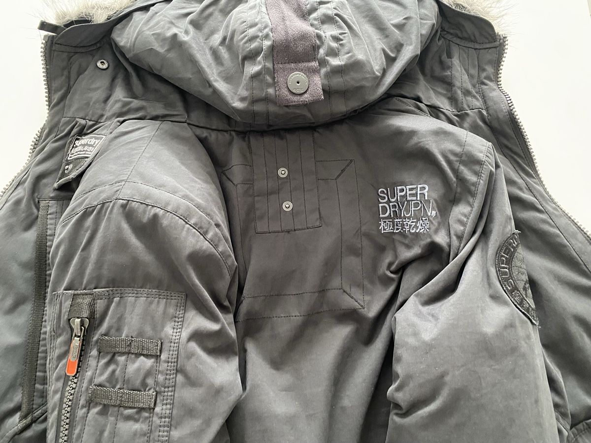 Superdry Giacche: Superdry Winterjacke L – Usato da Wetzikon ZH venduto da EAGLE_1981 4
