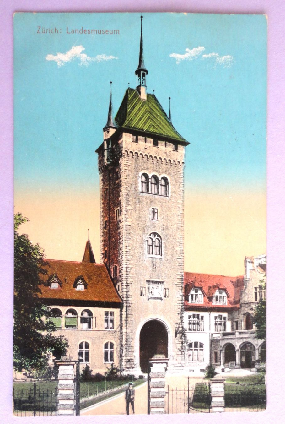Cartoline postali: Zürich - Landesmuseum – Usato da Fétigny venduto da Billy2miny