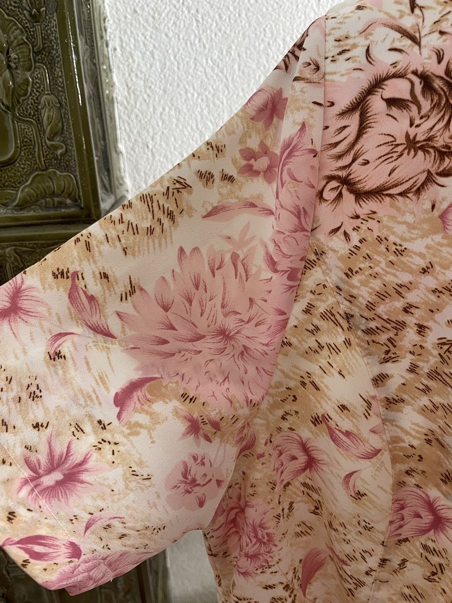 Camicette: Vintage blouse with floral print – Usato da Fribourg venduto da nel_6tdw 2