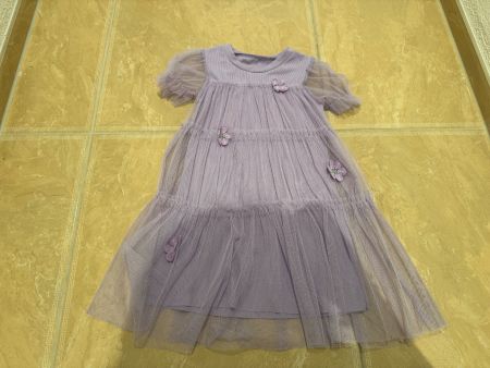 süsses Lila Tüllkleid, 6J 1116