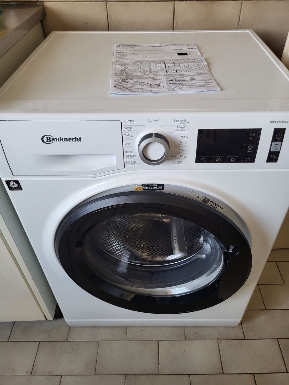 Waschmaschinen: Machine à laver quasi neuve – Gebraucht aus Fribourg von chr_s7h9