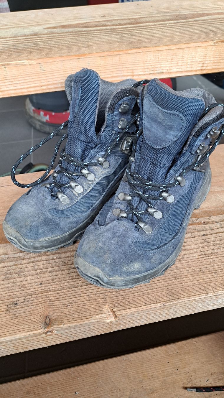 Schuhe für Jungen: Wanderschuhe Landrover Grösse 36 – Gebraucht aus Sonnental von Sindli