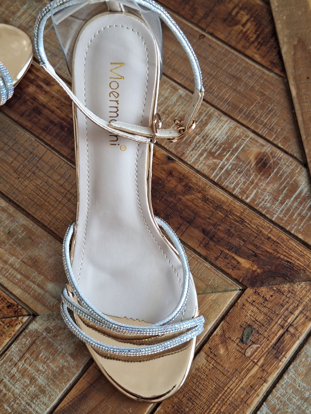 Scarpe da donna: chaussures à talons – Nuovo (secondo la descrizione) da Fribourg venduto da car_6vvs