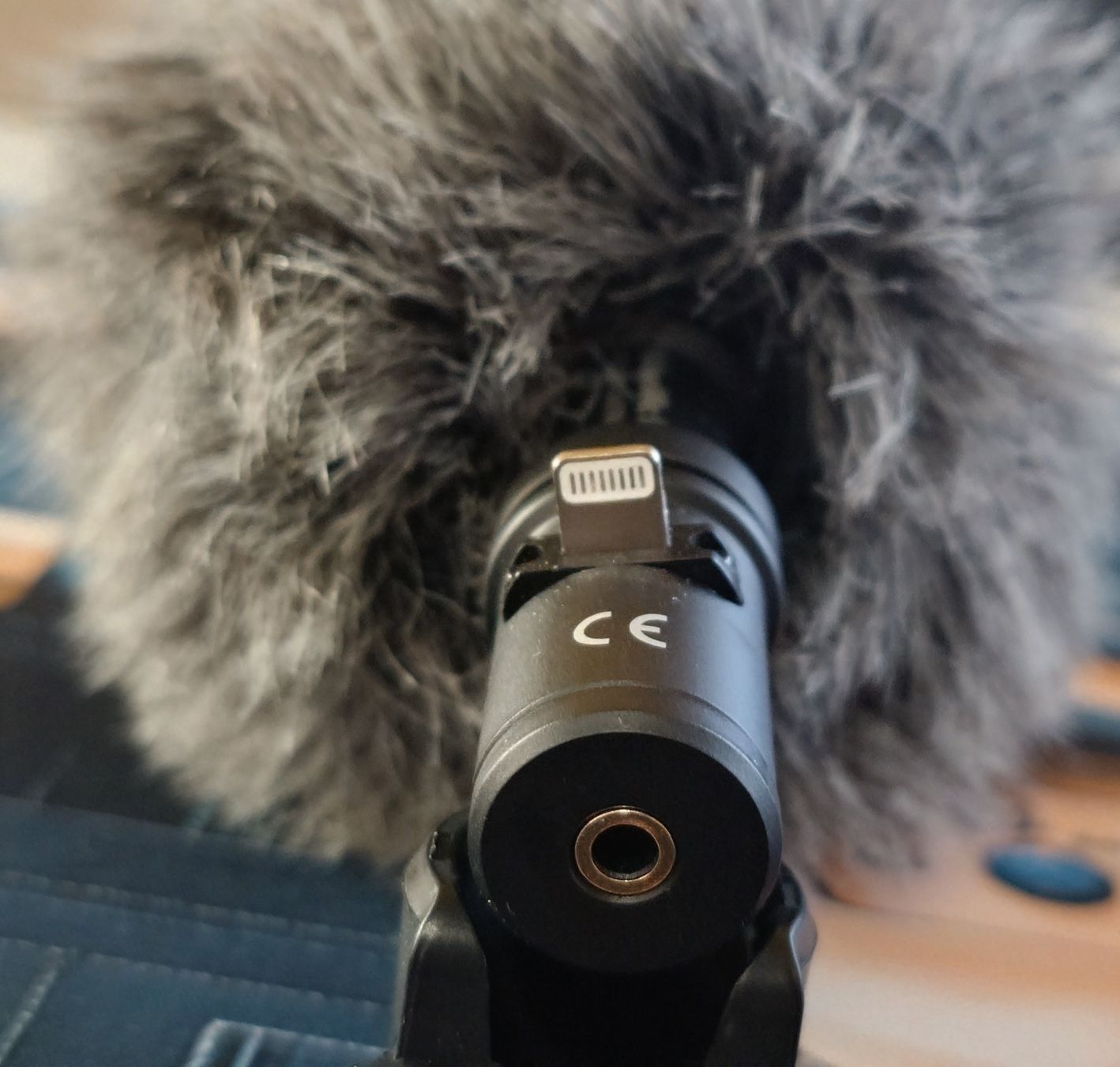 Røde Mikrofone: Rode: VideoMic Me - Mikrofon mit Windschutz! – Neu (gemäss Beschreibung) aus Ennetmoos von Faders 2