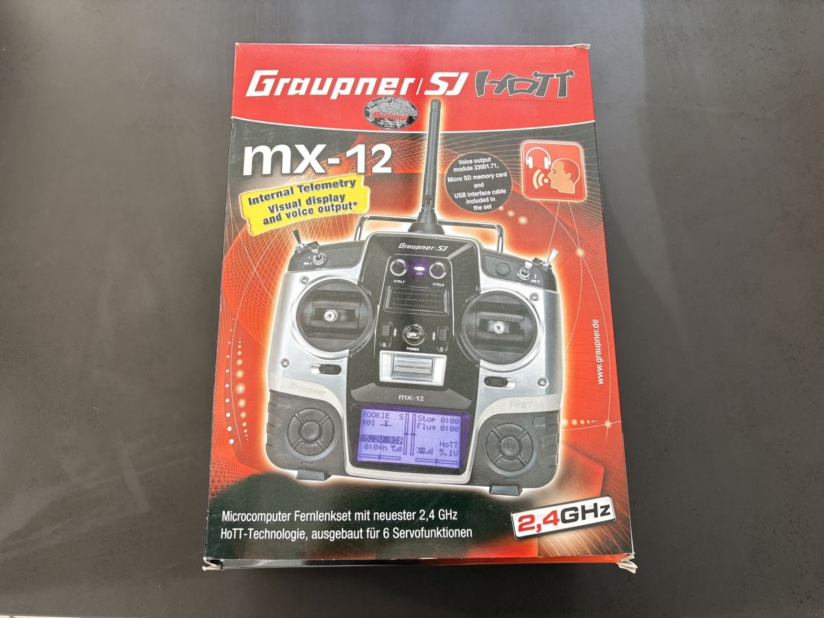 Graupner Fernsteuerungen: Graupner mx-12 – Neu und originalverpackt aus Subingen von Futaba