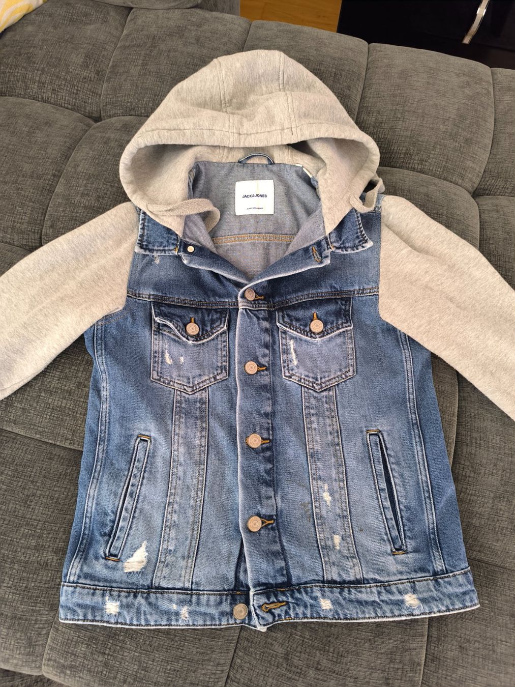 Giacche: Exklusive  Biker Jeans jacke Größe S mit Bilde – Usato da Oensingen venduto da Outlet_Super_Sale 2