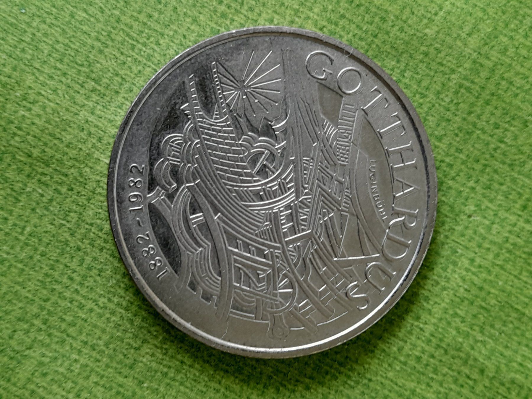 Tutti le monete: 5 Franken 1982 Gotthardus – Usato da Aeschi b.Spiez venduto da 52_wochen 2