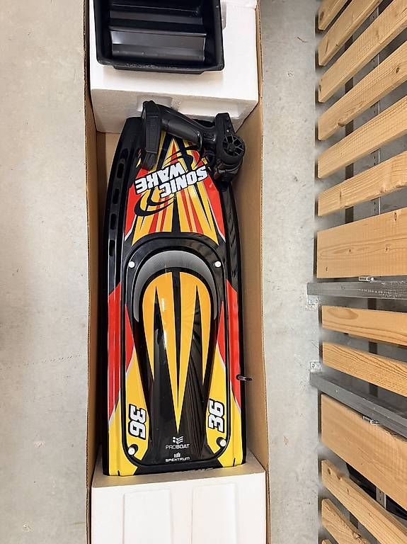 RC Kits de montage: Bateau RC /80kmh – D'occasion à Gland par sno_8m6d 1