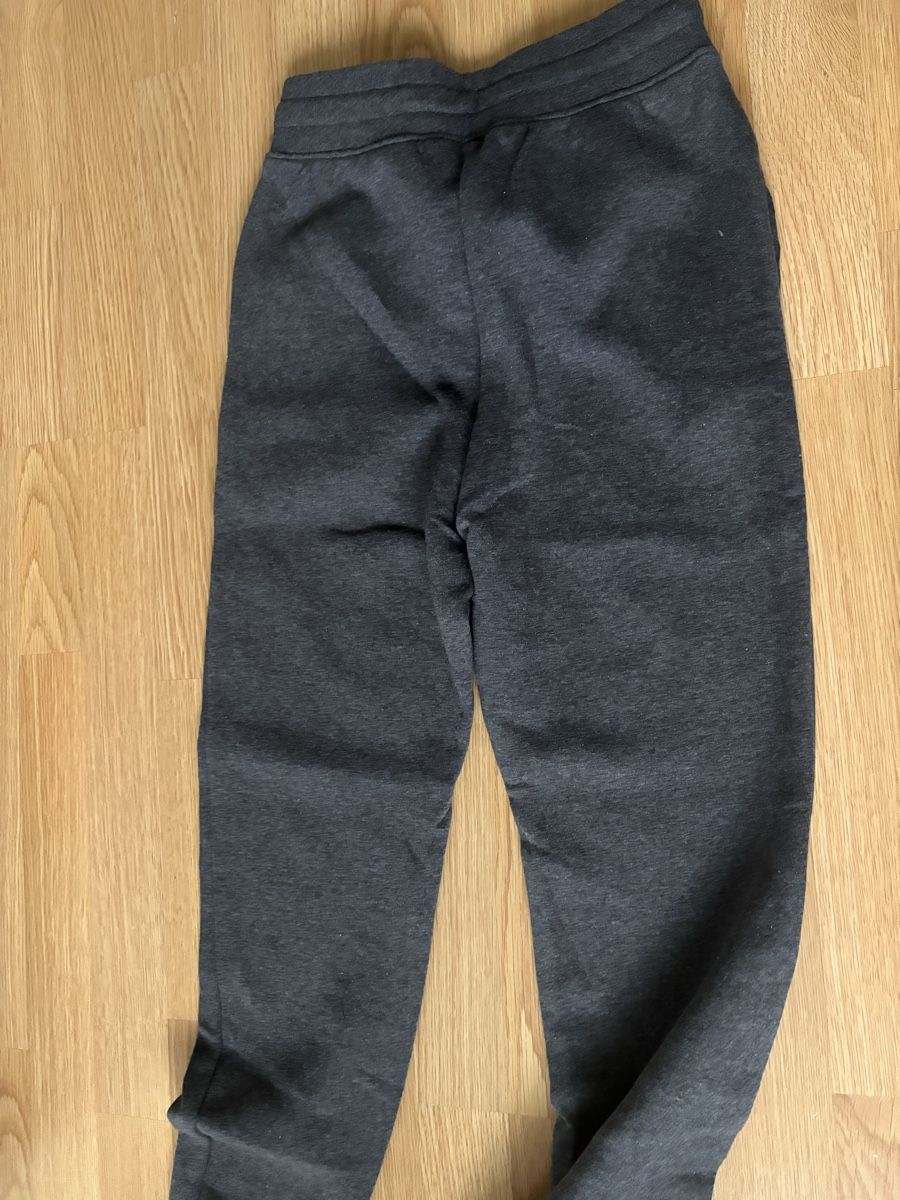 H&M Hosen: Trainerhose 158 H&M – Gebraucht aus Zürich von Moskitia 2