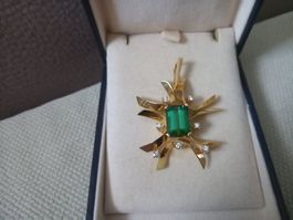 Sehr schöner Anhänger mit Turmalin und Brillanten