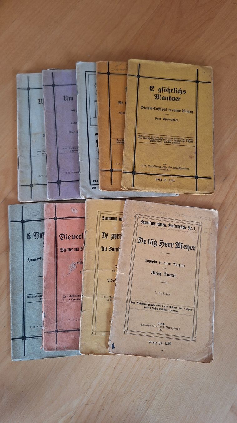 Libri: Theaterbüchlein ab 1911 – Usato da Bönigen venduto da saft195619