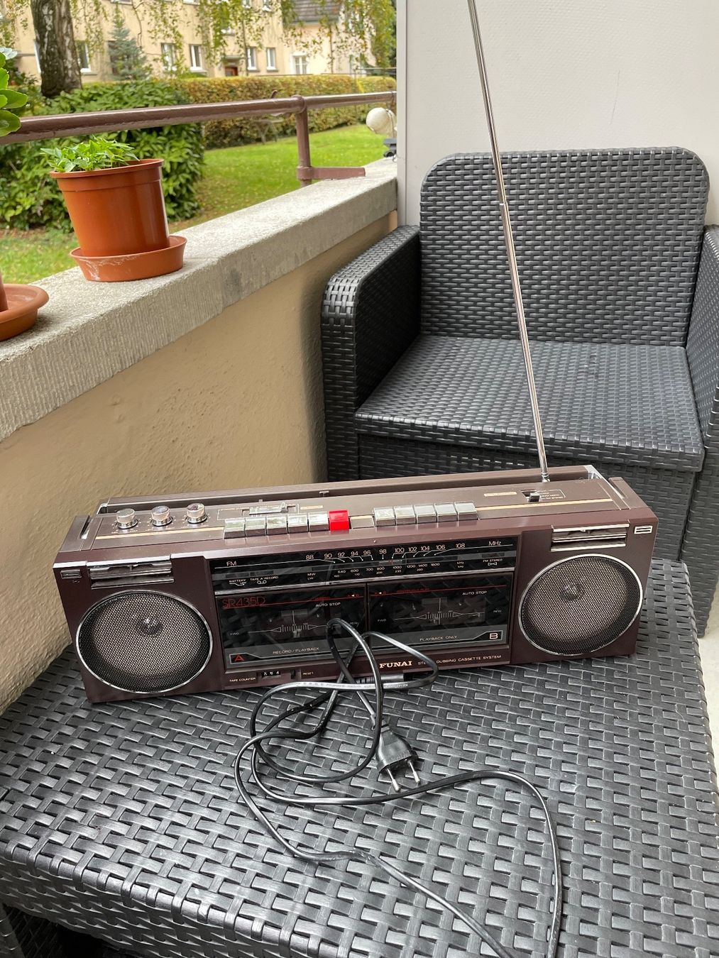Collector Radio !!Vintage Funai Stereo & Cassette 80’s!! (Gebraucht) in ...