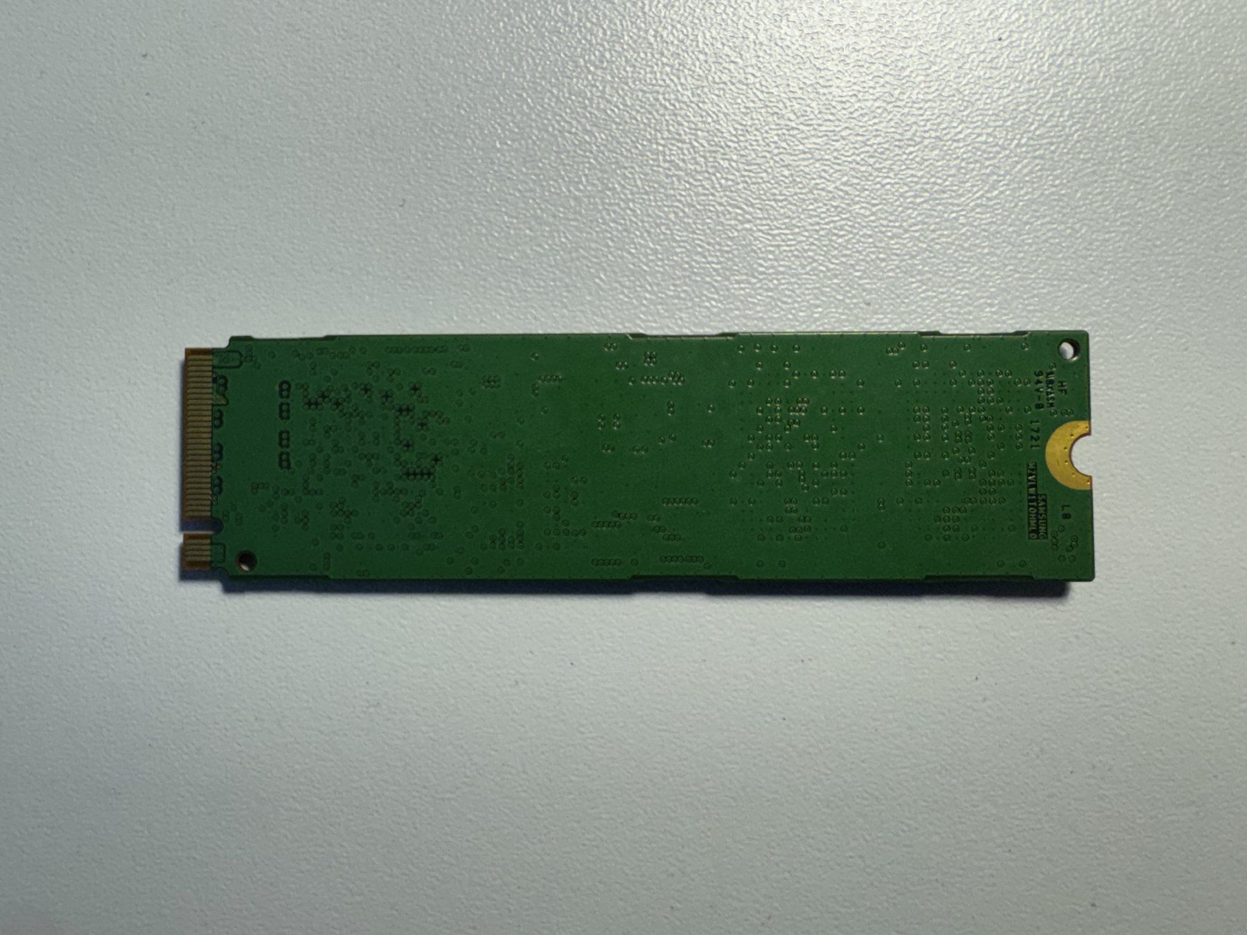 Samsung Dischi rigidi: Samsung PM961 NVMe SSD – Usato da Bremgarten AG venduto da joker_eat_world 1