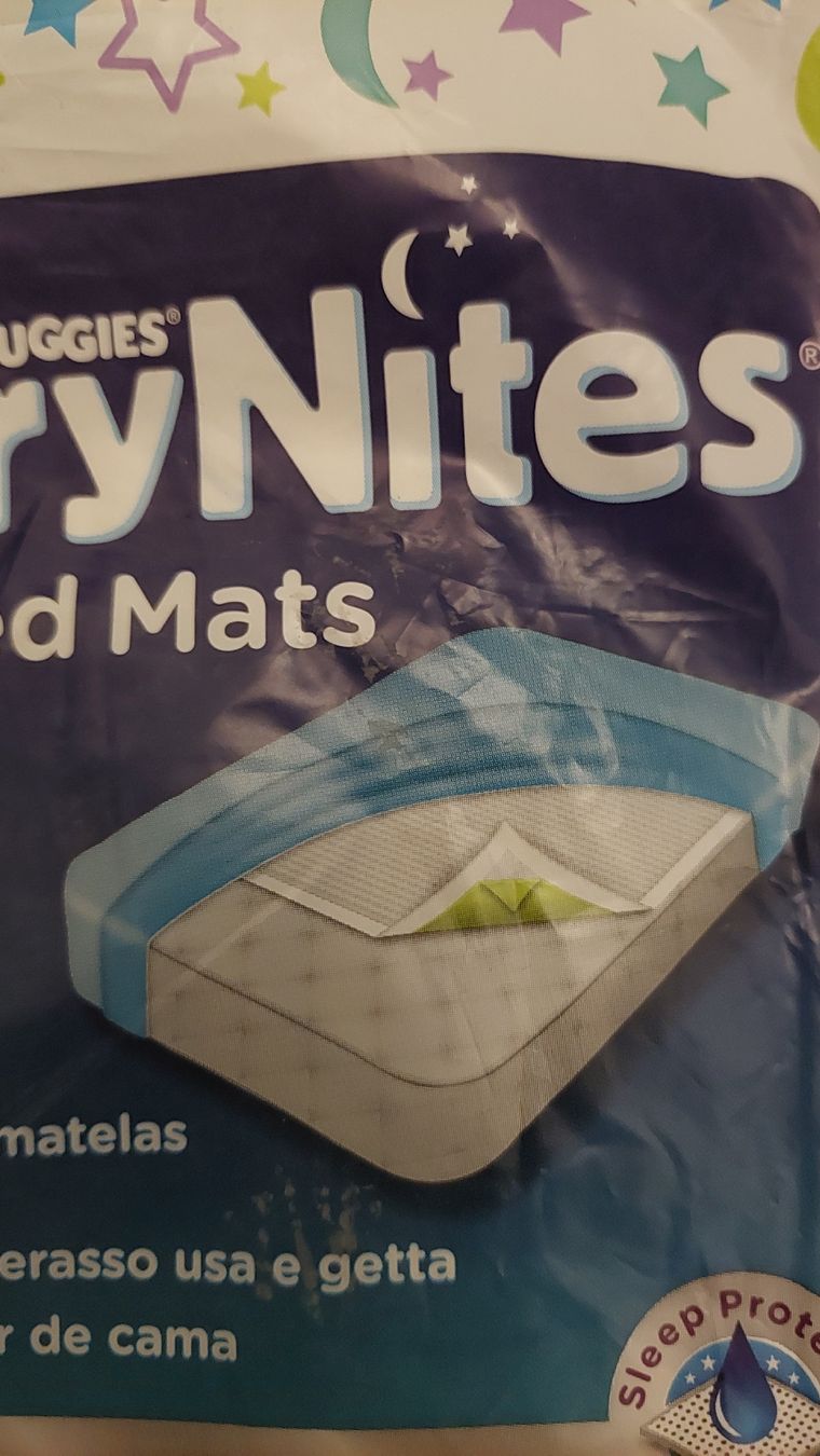 Linge de lit: Huggies DryNites 3stk Bettauflagen – D'occasion à Egolzwil par mobiledeluxe 3