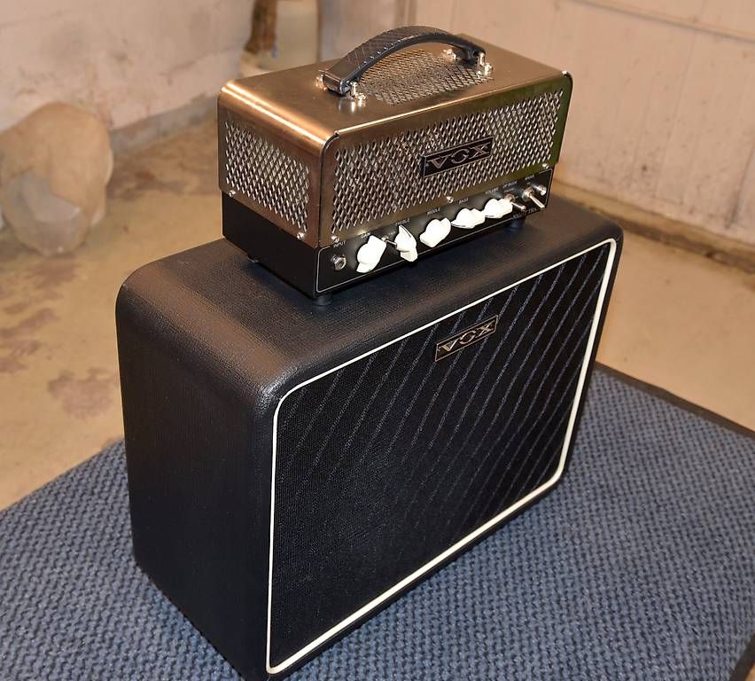 Vox Strumenti musicali: Vox Nighttrain NT15 Stack, 1 x 12" Greenback Box – Usato da Basel venduto da Bertob 3
