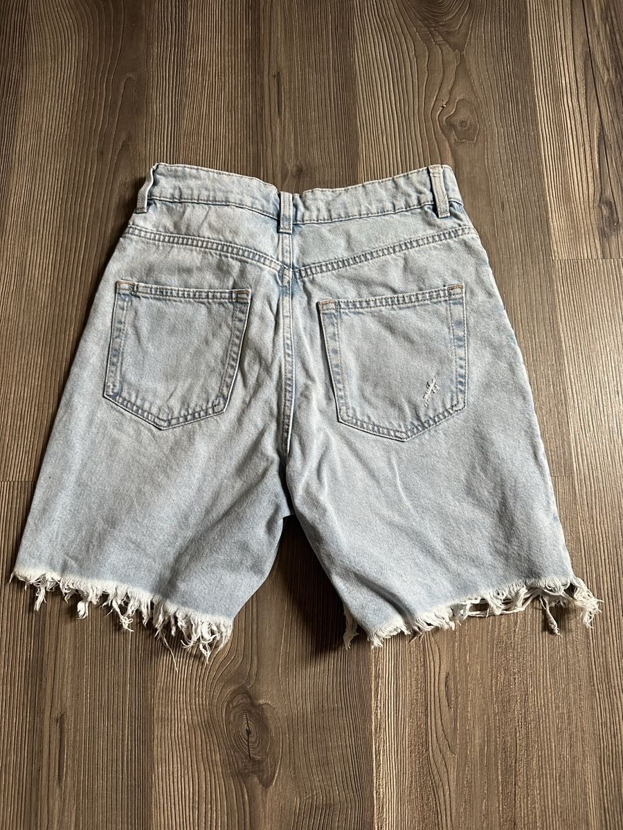 H&M Hosen: Jeans Shorts Gr. 34 – Gebraucht aus Schaanwald von ael248 2