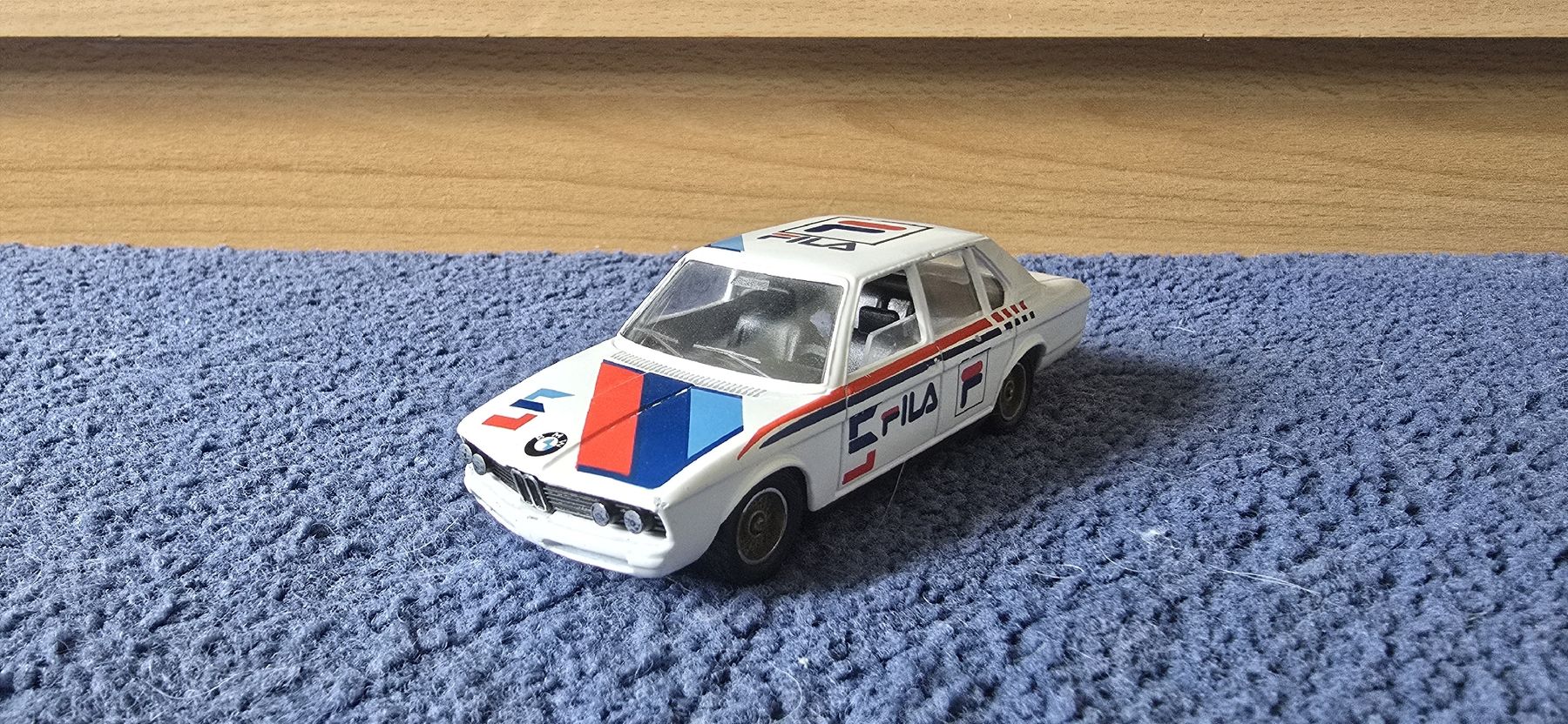 BMW Modellini d'auto: BMW 530 – Nuovo (secondo la descrizione) da Merligen venduto da SwissMini27