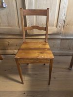 Antiker Biedermeier Stuhl  (Nussbaum)frisch restauriert