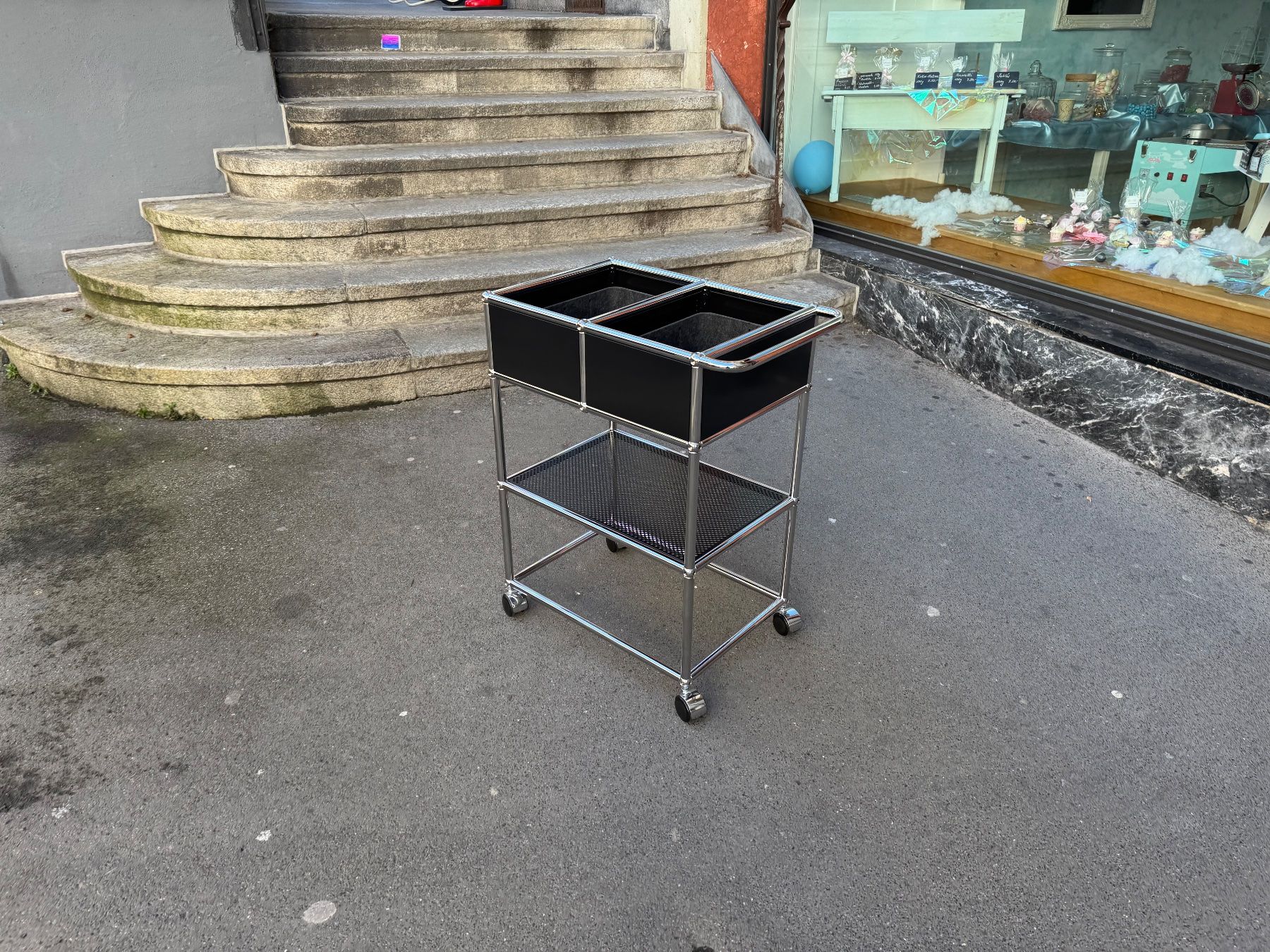 USM Kommoden: Usm Herzige komode/servisboy  Lieferung grati – Gebraucht aus Thun von Thuno6 1