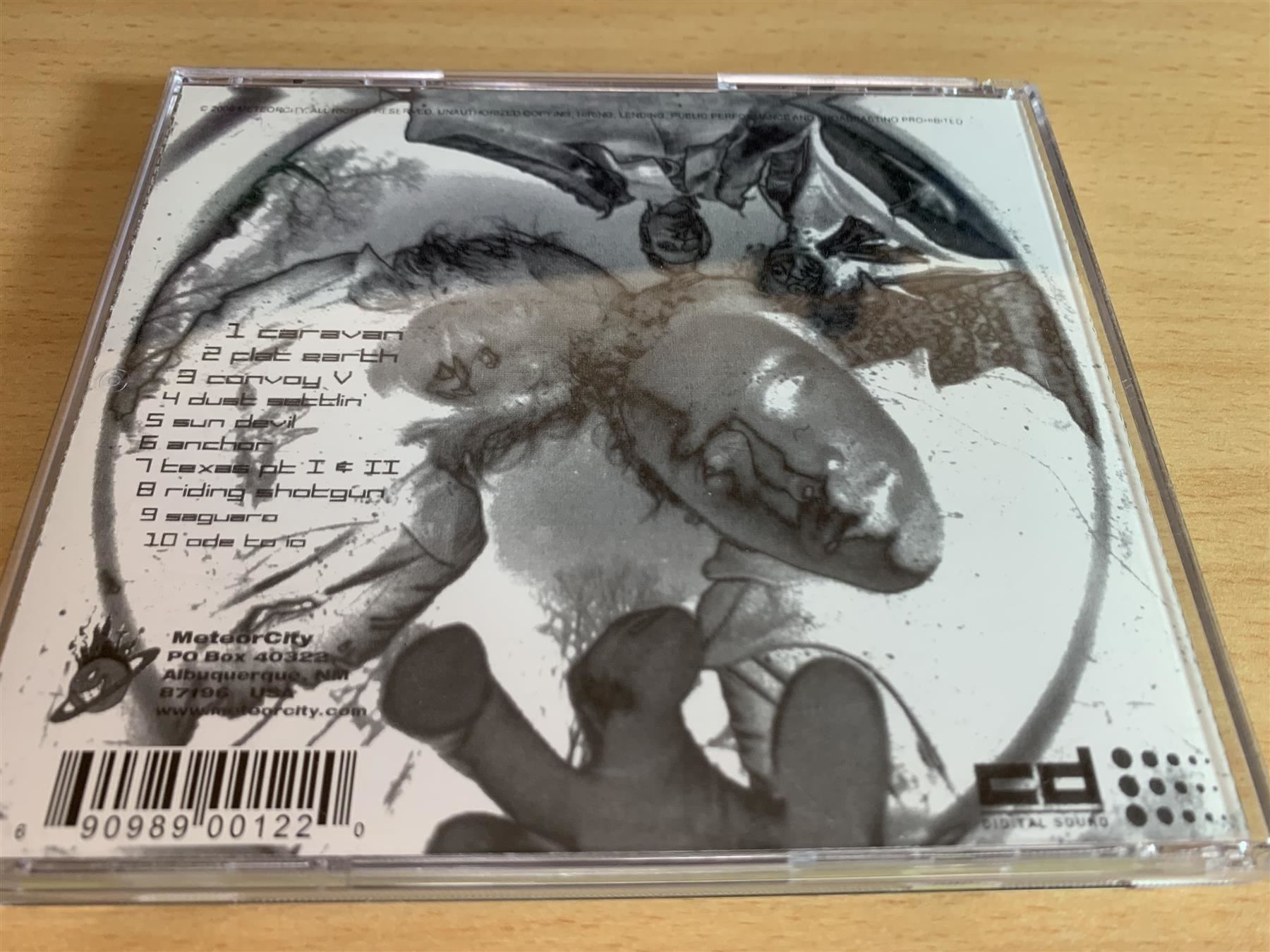 CDs: Lowrider – Ode To Io – Gebraucht aus Rikon im Tösstal von Alpenmutz 1