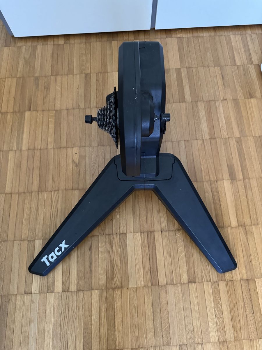 Tacx Hometrainer: Tacx Flux – Gebraucht aus Winterthur von emr_8ztk 2