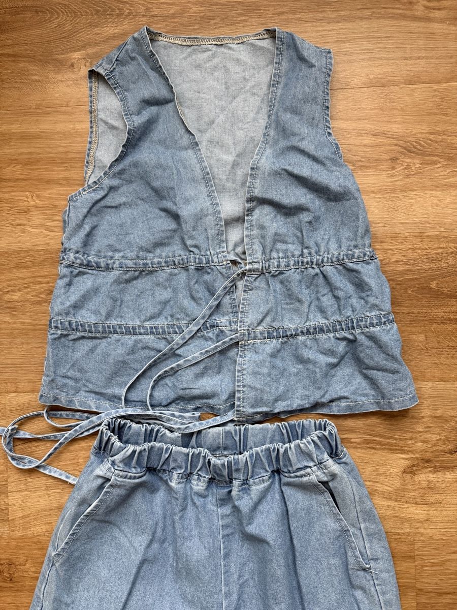 Lotti di vestiti: Denim Set Weste Hose Grösse S  – Nuovo (secondo la descrizione) da Bassersdorf venduto da Sandy456 1