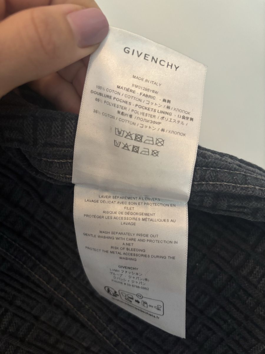 Gilet & Giacche: Givenchy Weste schwarz Baumwolle Gröss M – Nuovo (secondo la descrizione) da Schlieren venduto da Carolinaibiza 4