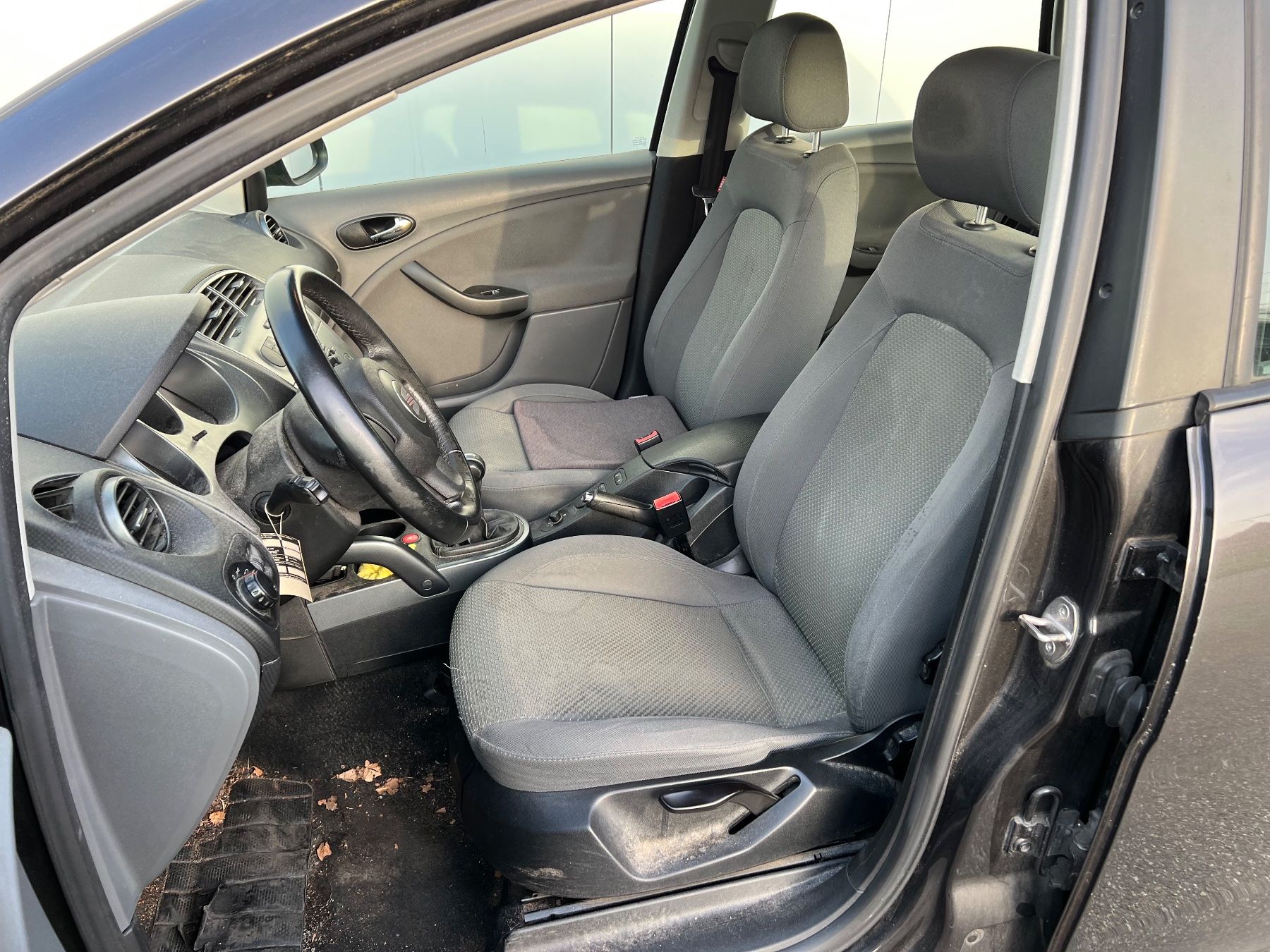Seat Automobili: Seat Altea 1,6l – Difettoso da Safenwil venduto da vw-teile 6