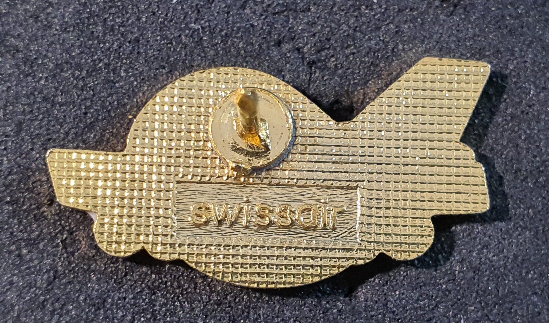 Swissair Placchette & Badge: CC694 - Pin Flugzeug Swissair – Usato da Reinach BL venduto da Boston-Verkauf 1