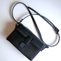 Ungebrauchte Umhängetasche Lederoptik