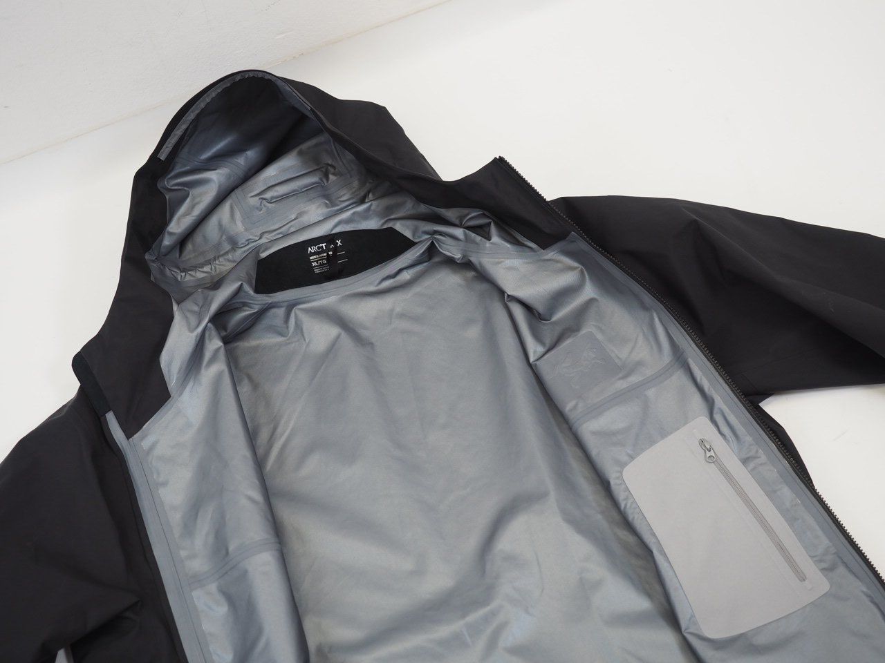 Arcteryx Giacche: ARC'TERIX Beta Jacket Gr. XL (3761) – Usato da Zürich venduto da fundsachenverkauf 4