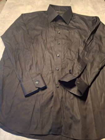 Chemise longues manches taille 42-43 marque Princeton Rave