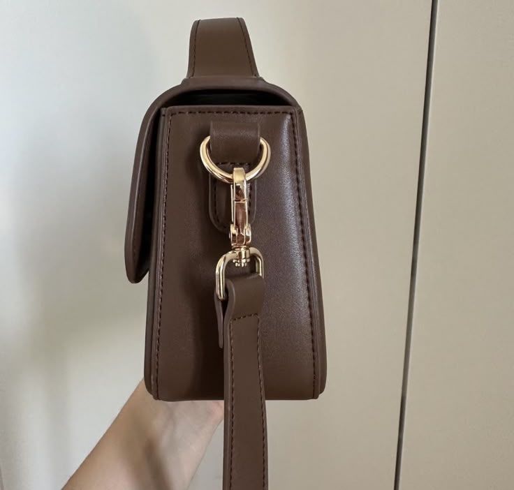 Taschen für Damen: Neue Makani Handtasche braun – Neu (gemäss Beschreibung) aus Amriswil von sim_nlb6 3