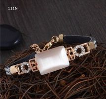 Elegantes Damen Armband mit Strass, Gold Optik, Neu!