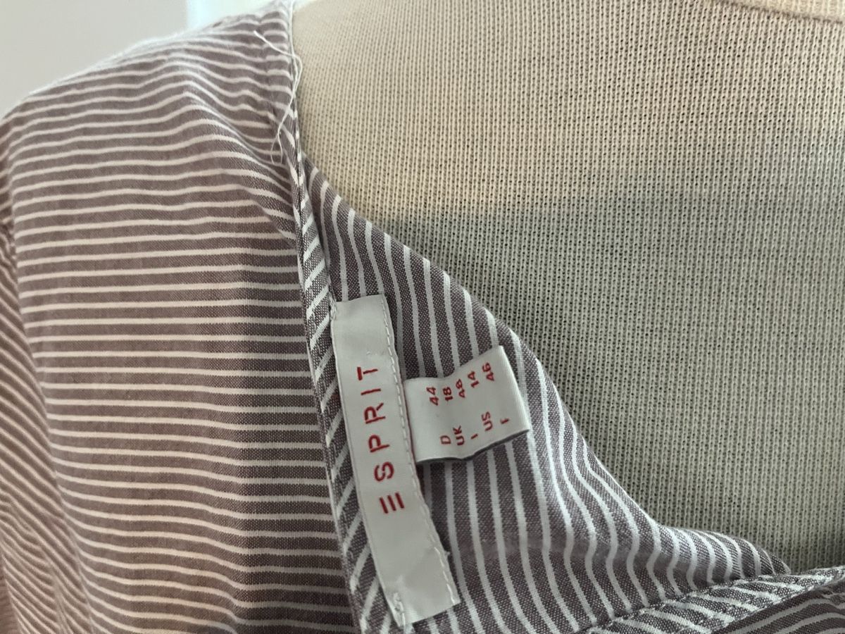 Esprit T-shirt: Shirt Grösse 44 gestreift mit Spitze Esprit – Nuovo (secondo la descrizione) da Kriens venduto da phi_l95v 4