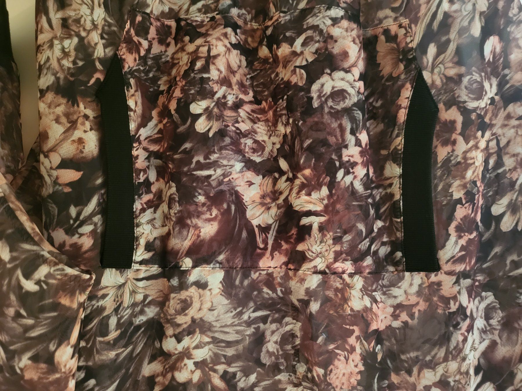 Camicette: Schöne Vintage Bluse – Usato da Basel venduto da sci_67ms 4