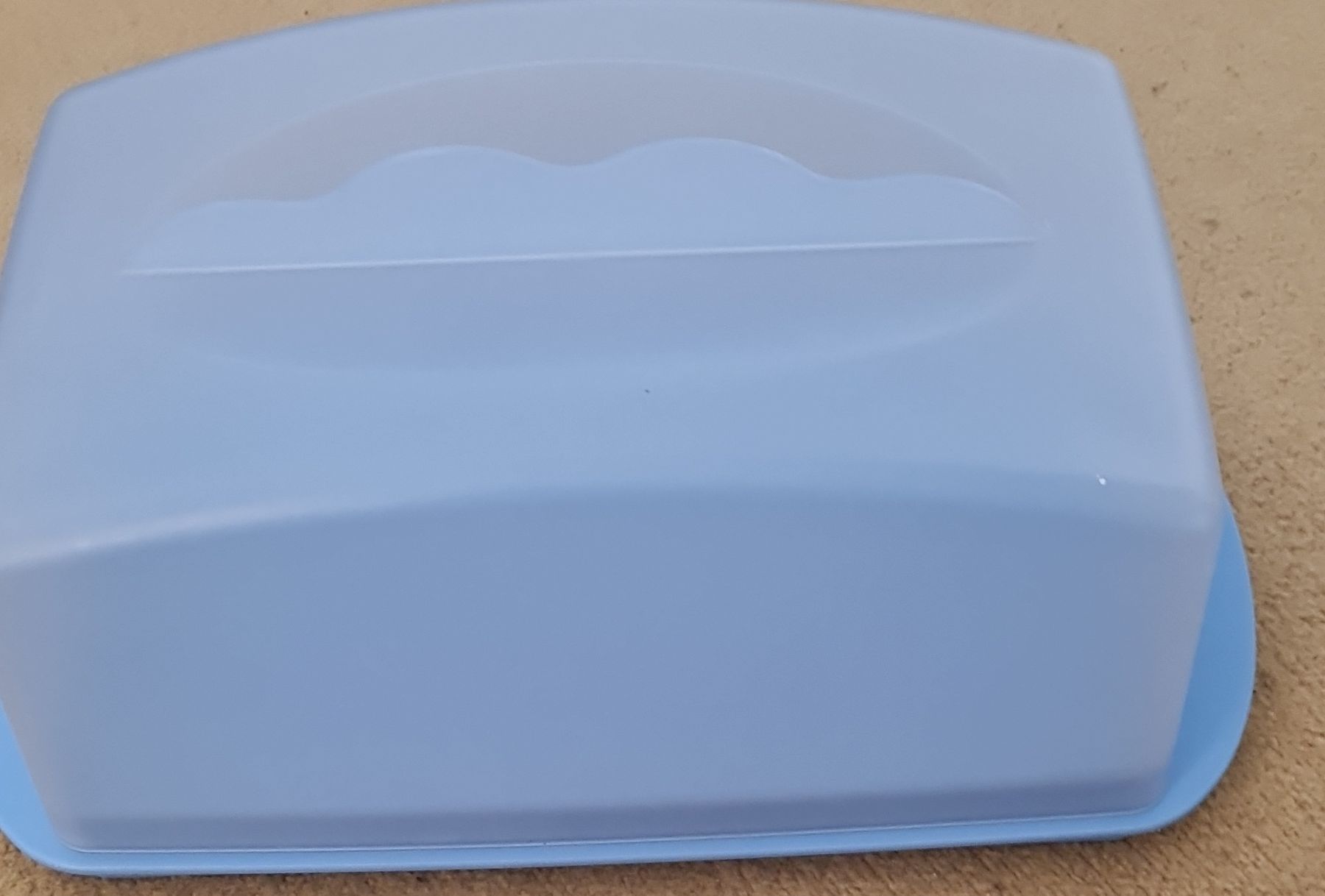 Tupperware Recipients et similaires: Tupperware,Butterfrisch-Haltebhälter neu hellblau, – Neuf (Voir description) à Münsingen par Cuci31