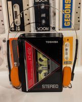 Toshiba KT-4116 Walkman schwarz/rot neuwertig vintage 80s