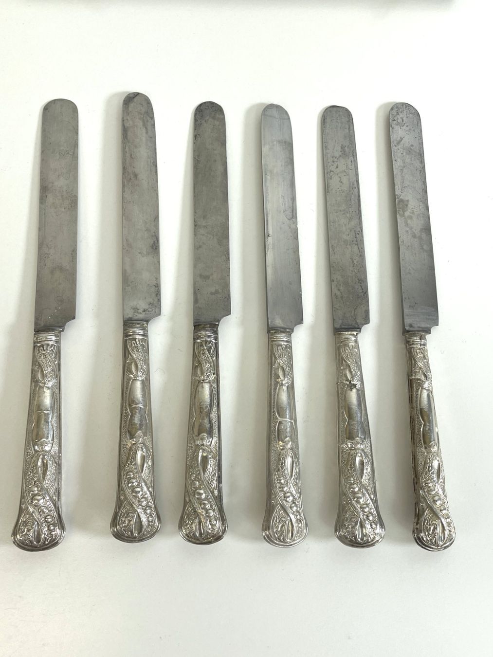 Coltelli: Etui mit 6 Messern Versilbert Antik, Jugendstil – Usato da Zürich venduto da Arche_Brockenhaus 4