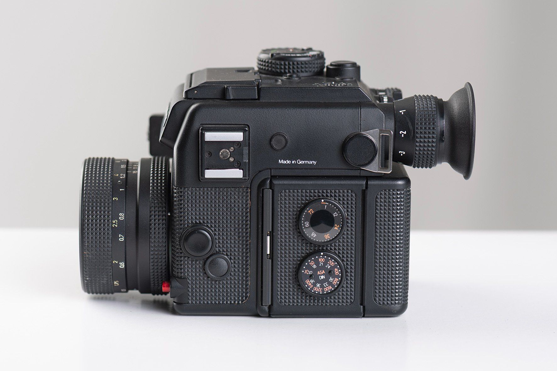Rollei Fotocamera: Rolleiflex 3003 inkl. 3 Objektive – Usato da Wädenswil venduto da tevyag 3