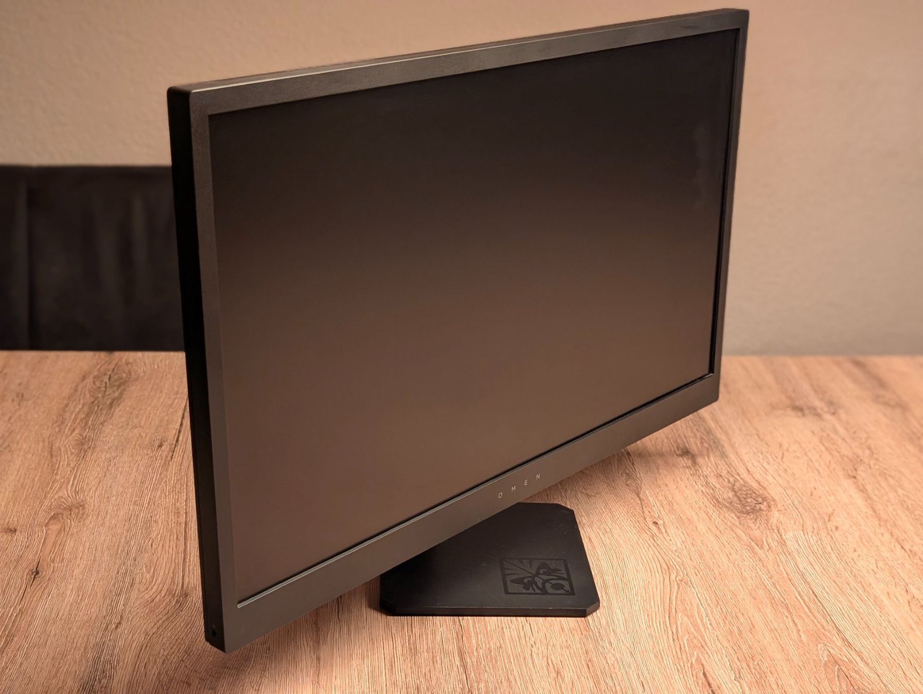 Monitor: OMEN by HP 25-Zoll-Gaming-Bildschirm – Usato da Thierachern venduto da bea_2br8 2
