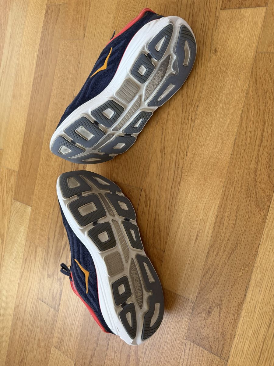Hoka One One Scarpe da uomo: Hoka Bondi 9 44 2/3 – Usato da Rheinfelden venduto da Rheinfelder 2