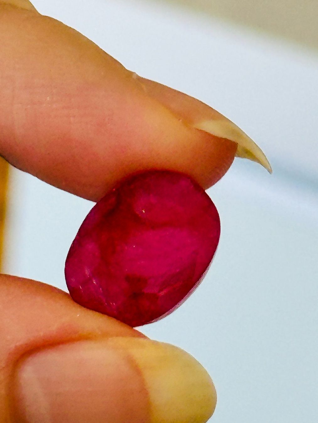 Pietre preziose: Certified 12.65 Ct Oval Cut Loose Gem – Nuovo e nell'imballaggio originale da Genève venduto da AGBERG 1