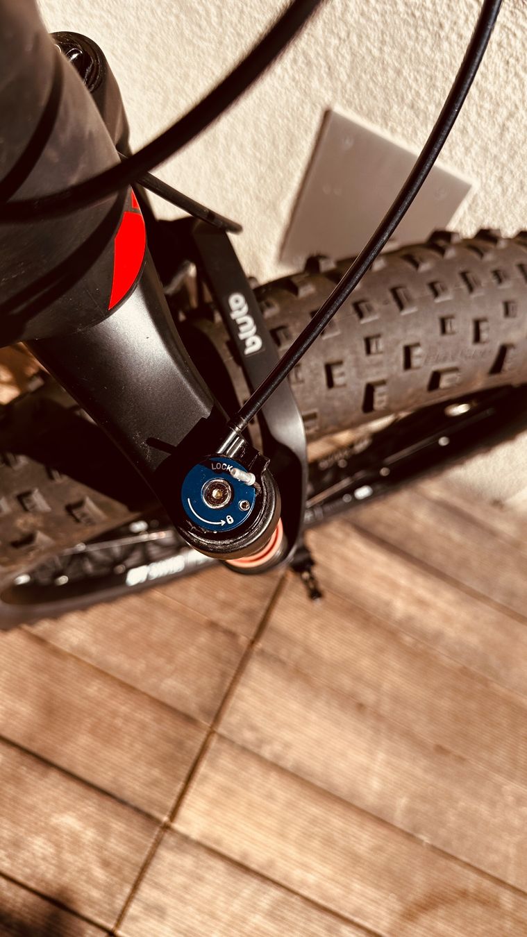 Canyon Velos: Canyon Fat Bike Carbon mit Federgabel bis Körpergrösse 1.80m – Gebraucht aus Wangen SZ von Cohibarobusto 6
