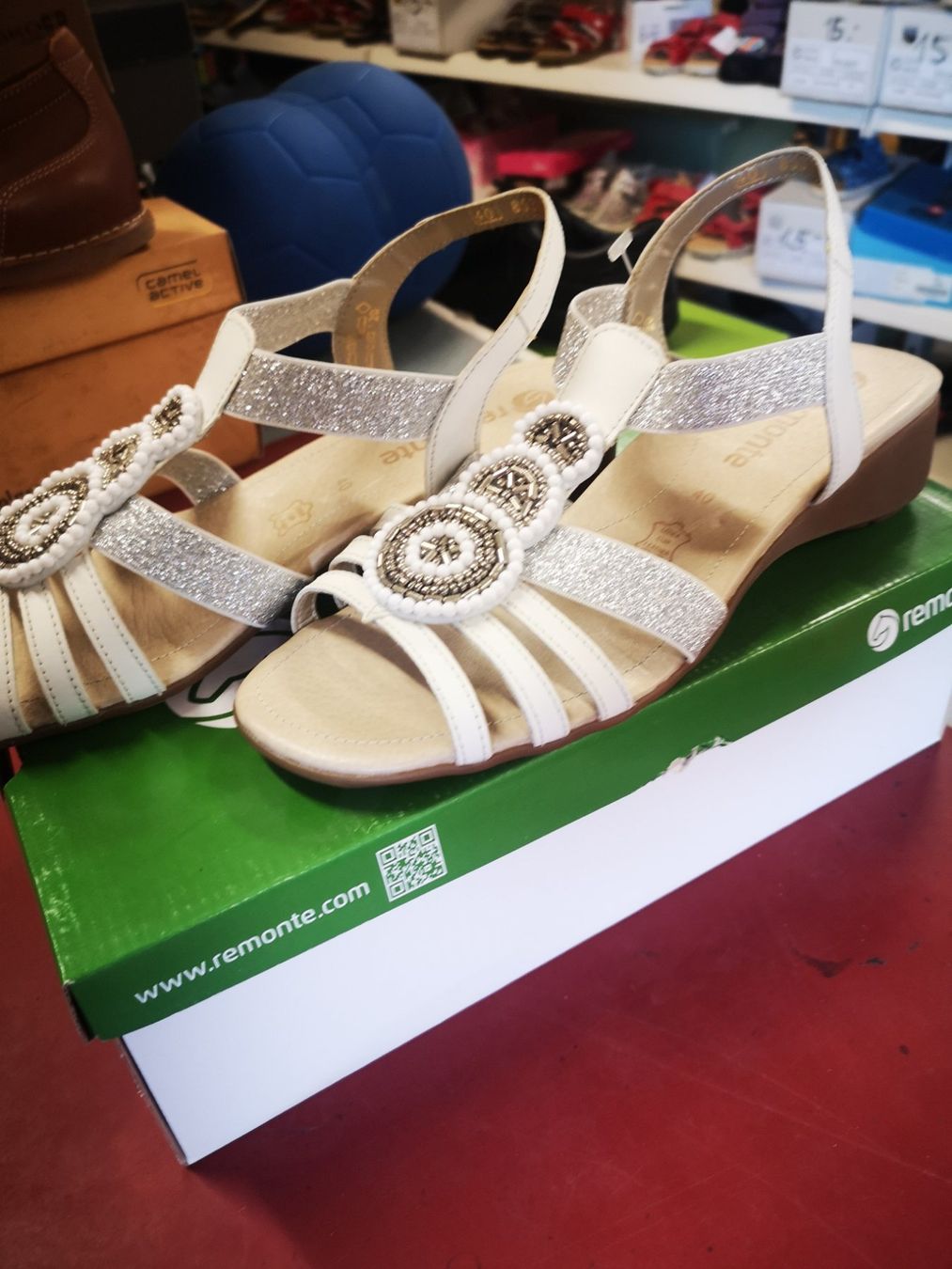 Damenschuhe: Remonte – Neu und originalverpackt aus Möhlin von Highwaytom 2