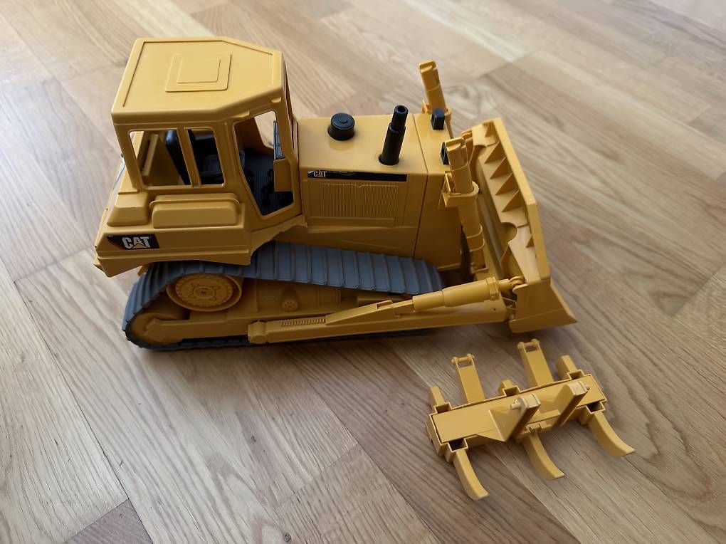 Jouets: Bruder Cat Bulldozer – D'occasion à Schaffhausen par Coolhand 1
