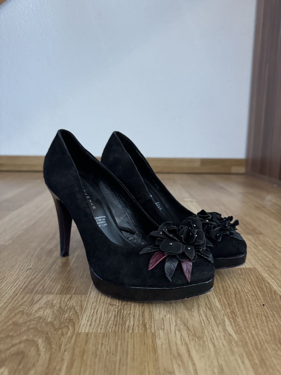 Scarpe da donna: wundeeschöne High Heels Gr. 36 – Usato da Zürich venduto da lionsk