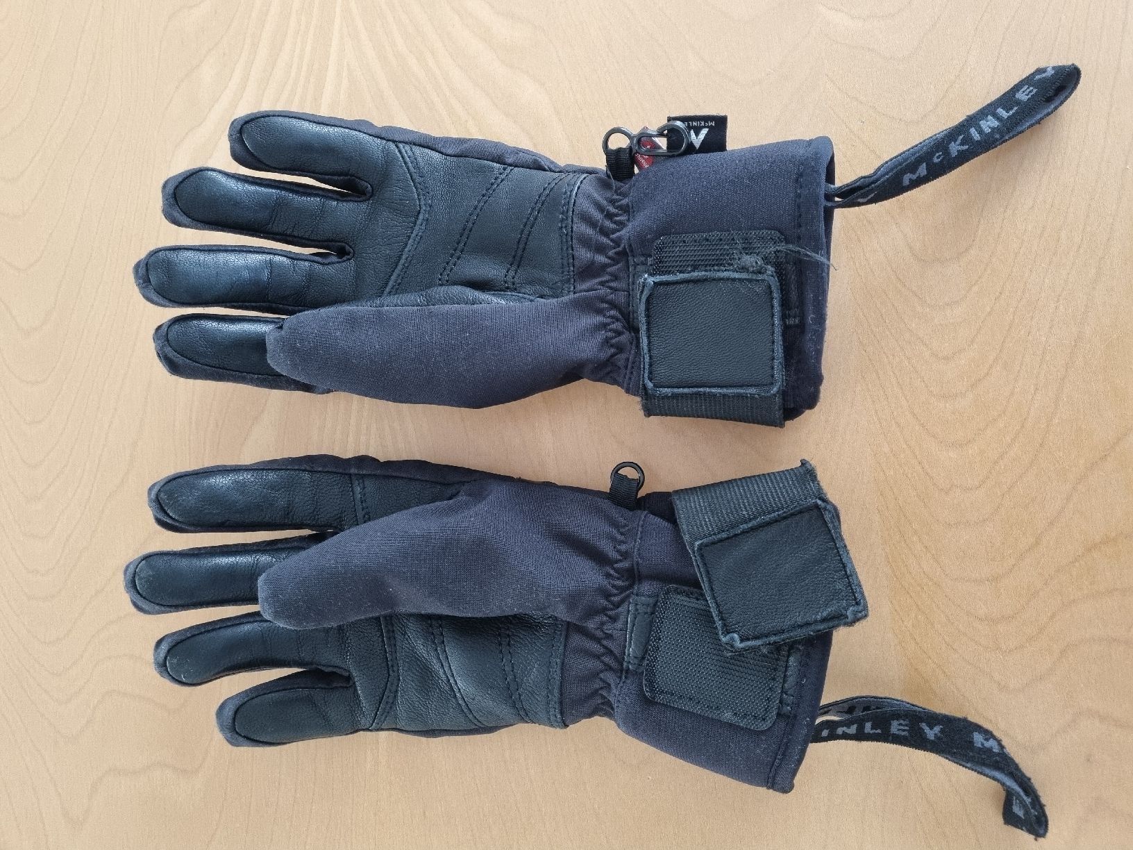 Kinderhandschuhe: Mc Kinley Skihandschuhe schwarz mit Leder Gr. 6 – Gebraucht aus Oberuzwil von Tvistur80 2